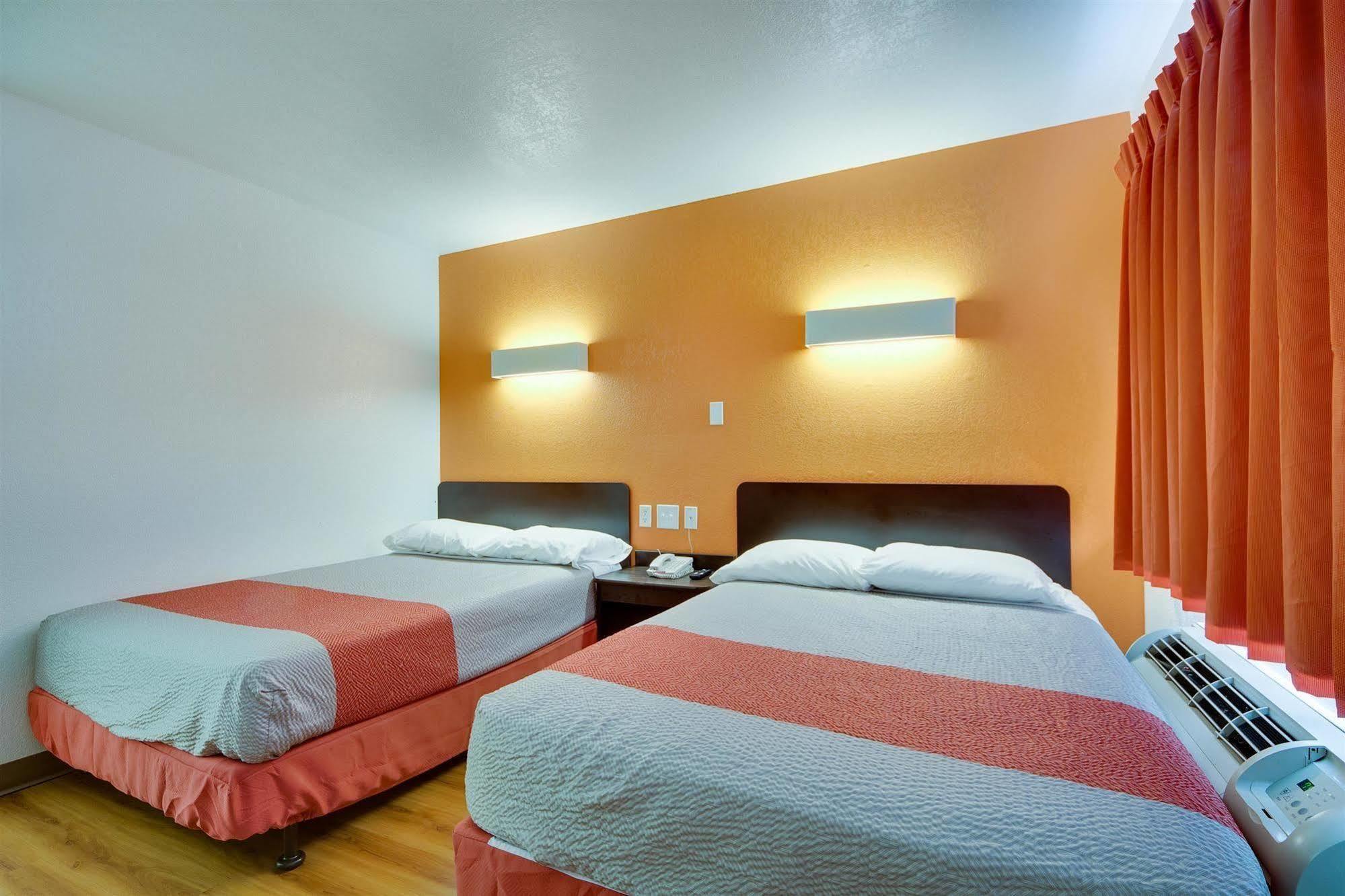 Avera Suites Muskogee Exterior foto